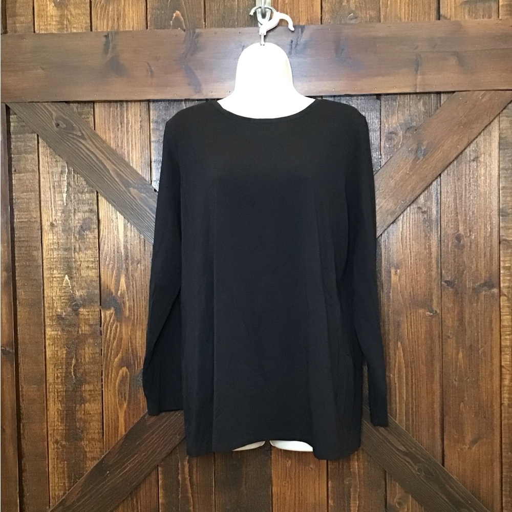 Chico's The Ultimate Tee in Black Long Sleeve